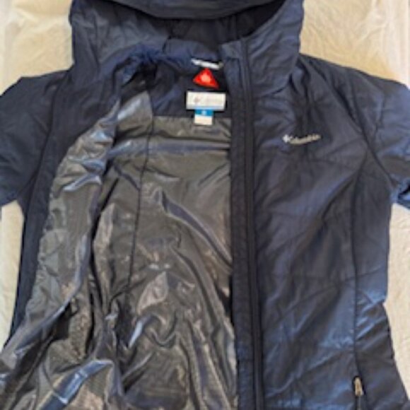Columbia Women's Mighty Lite Hooded Jacket - Picture 4 of 5
